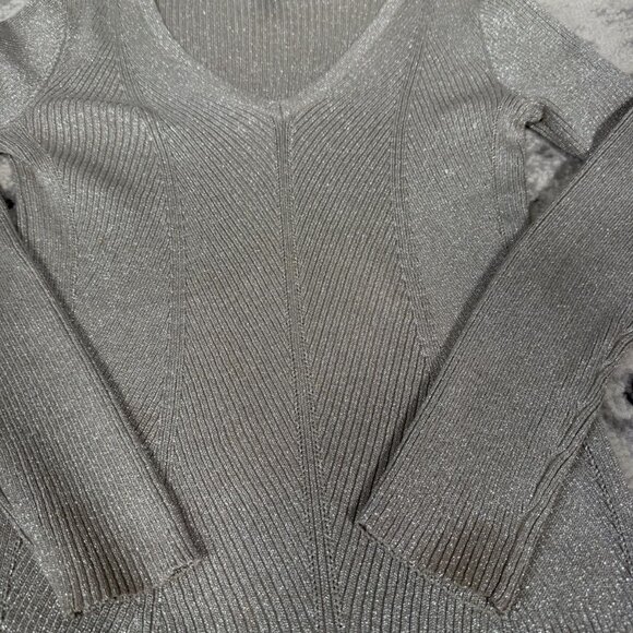 Lauren Ralph Lauren Beige Glitter V Neck Long Sleeve Sweater - Picture 3 of 5